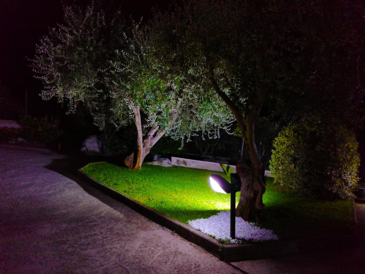 B&B Maison Villa Vittorio Avella Extérieur photo